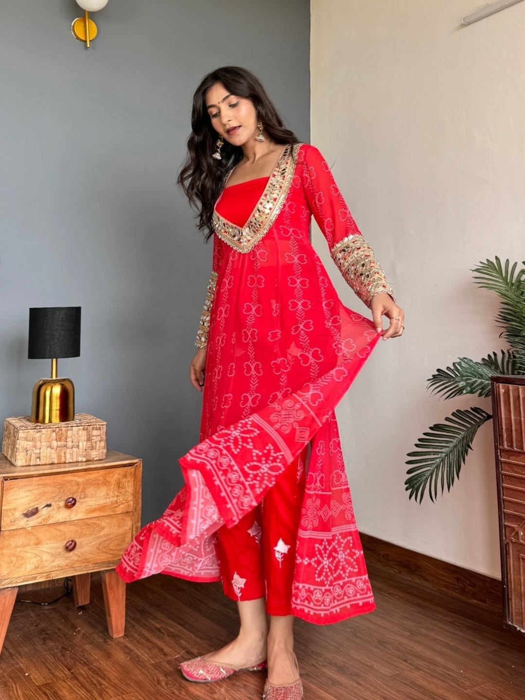 New Summer Vibes Collection β¨  Step into comfort & class with our Baggy Style Anarkali Kurti Set π